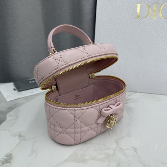 Premium Replica Dior Lady Dior Micro Washbag Pink Clone