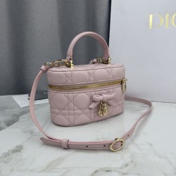 Premium Replica Dior Lady Dior Micro Washbag Pink Clone