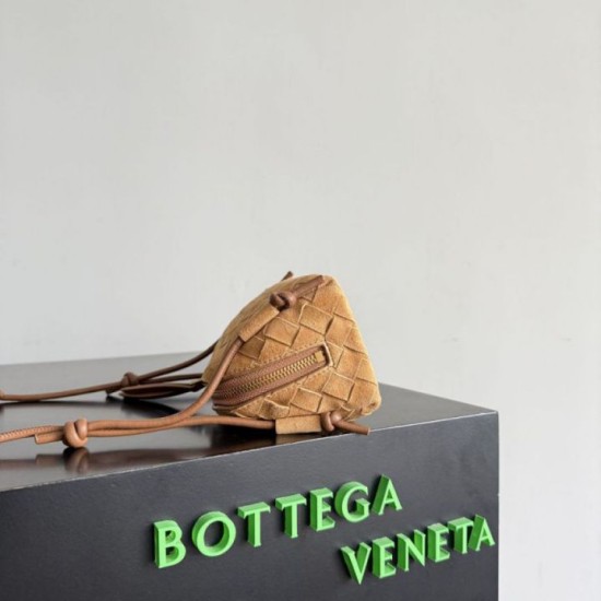 Premium Replica Bottega Veneta Concerto pouch brown intrecciato suede Clone