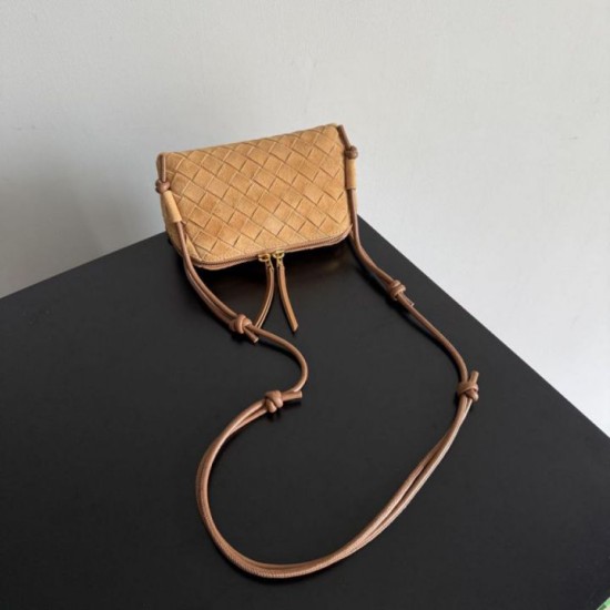 Premium Replica Bottega Veneta Concerto pouch brown intrecciato suede Clone