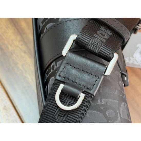 Replica Mens Dior Oblique Jacquard Shoulder Bag Black Clone Knockoff