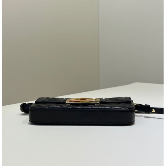 Fake Fendi Baguette Bag with Top Handle and Embossed FF Logo Black Wholesale Replica Fendi Baguette Bag with Top Handle and Embossed FF Logo Black Clone Knockoff
