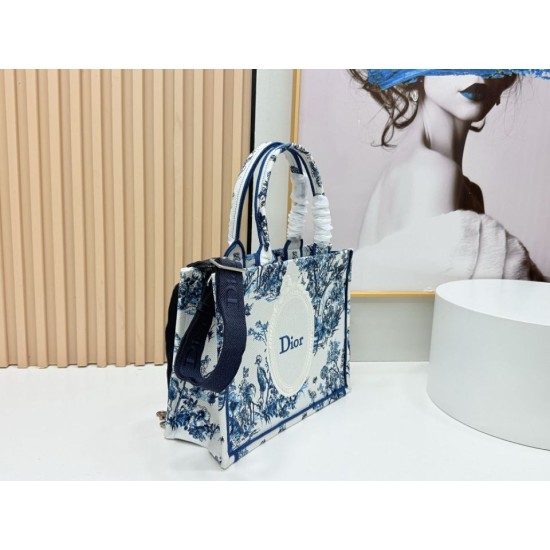 Replica Dior Book Tote Bag Small/Medium/Large with Toile de Jouy Embroidery Blue/White Clone Knockoff