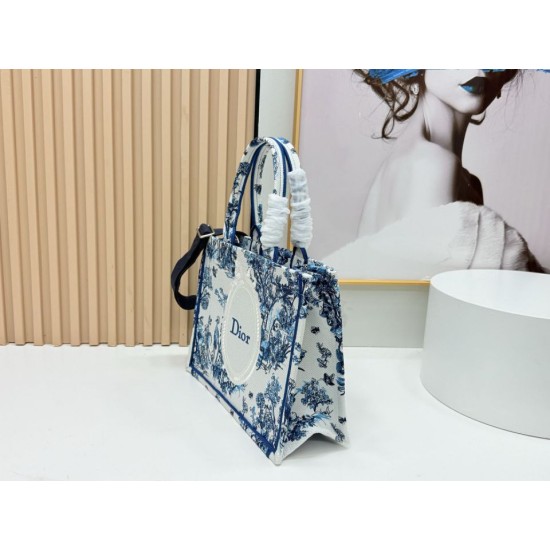 Replica Dior Book Tote Bag Small/Medium/Large with Toile de Jouy Embroidery Blue/White Clone Knockoff