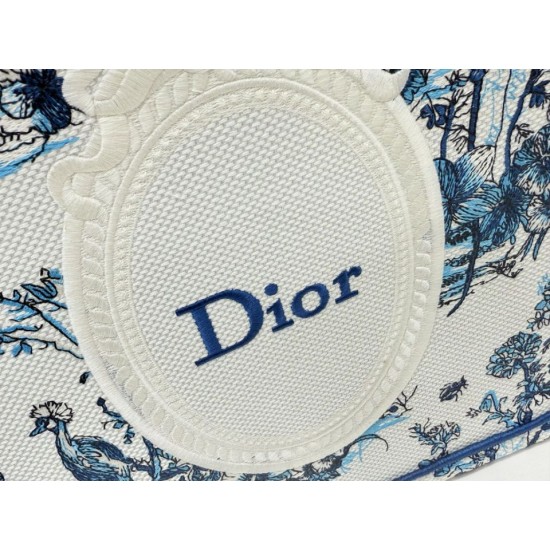 Replica Dior Book Tote Bag Small/Medium/Large with Toile de Jouy Embroidery Blue/White Clone Knockoff