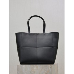 AAAAA Replica YSL Saint Laurent Carré Tote Bag Black Fake