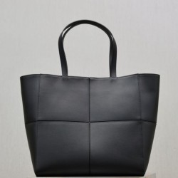 AAAAA Replica YSL Saint Laurent Carré Tote Bag Black Fake