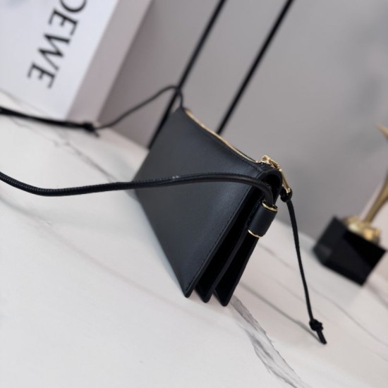 AAAAA Replica Loewe Joya Pouch Nappa Bag Black Fake