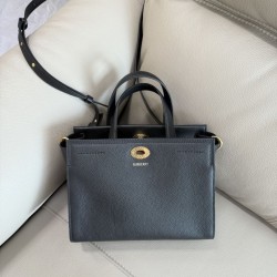 AAAAA Replica Burberry Tote Bag Cotswolds Black Fake