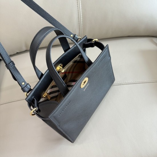 AAAAA Replica Burberry Tote Bag Cotswolds Black Fake