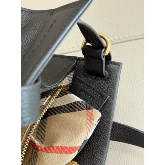 AAAAA Replica Burberry Tote Bag Cotswolds Black Fake