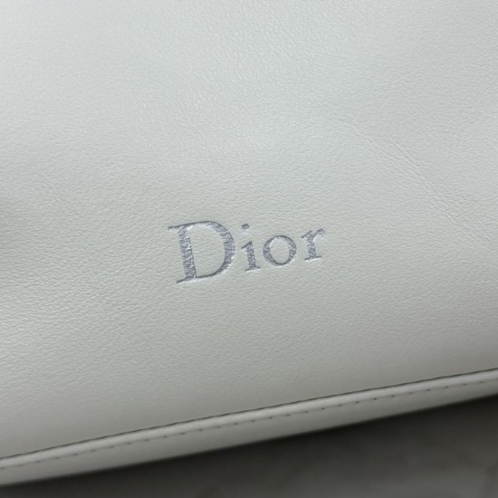 AAAAA Replica Dior Bow Clutch White Fake