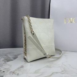 AAAAA Replica Dior Trianon Bag with Flat Macrocannage Chain White Fake