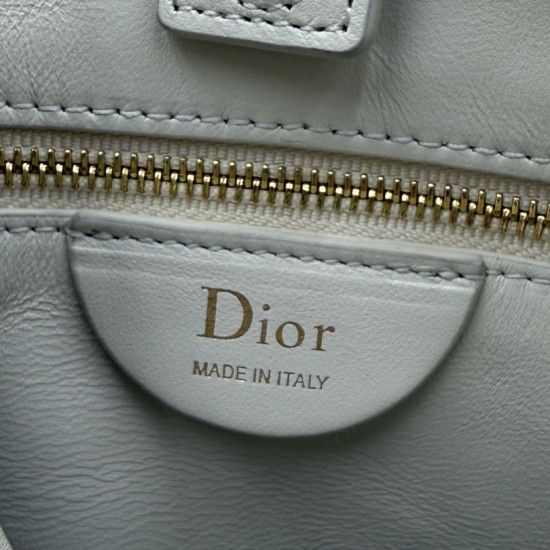 AAAAA Replica Dior Trianon Bag with Flat Macrocannage Chain White Fake