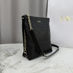 AAAAA Replica Dior Trianon Bag with Flat Macrocannage Chain Black Fake