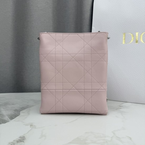 AAAAA Replica Dior Trianon Bag with Flat Macrocannage Chain Pink Fake