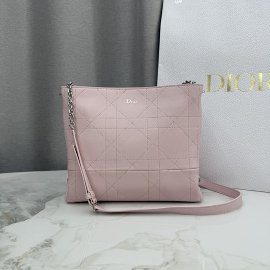 AAAAA Replica Dior Trianon Bag with Flat Macro-Cannage Chain Pink Fake