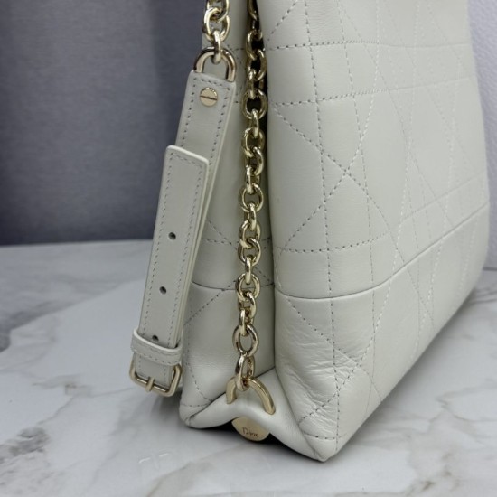 AAAAA Replica Dior Trianon Bags with Flat Macrocannage Chain White Fake