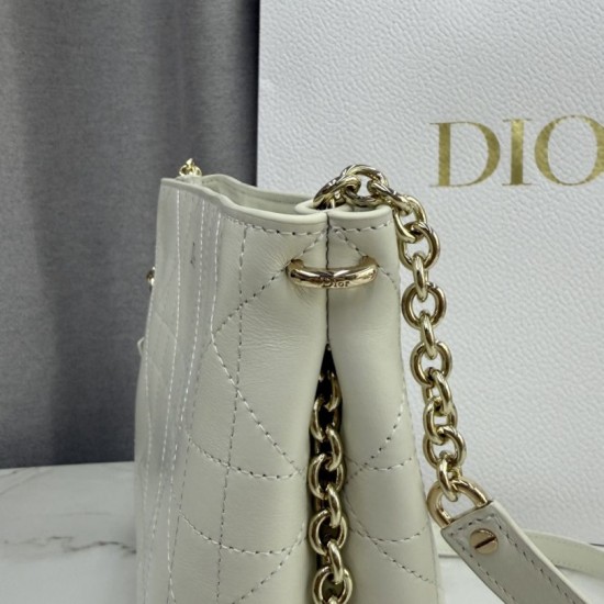 AAAAA Replica Dior Trianon Bags with Flat Macrocannage Chain White Fake