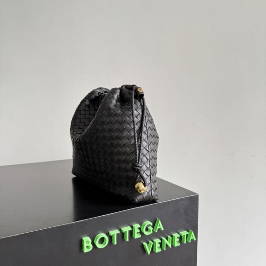 AAAAA Replica Bottega Veneta Intrecciato Drawstring Bags Black Fake