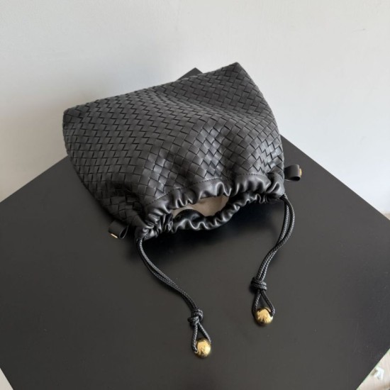 AAAAA Replica Bottega Veneta Intrecciato Drawstring Bags Black Fake