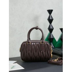 AAAAA Replica Miu Miu Arcadie Quilted Nappa Tote Bag 5BB123 Burgundy Fake