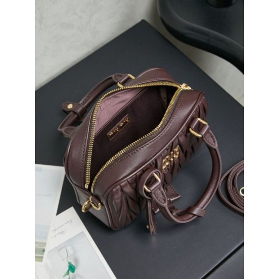 AAAAA Replica Miu Miu Arcadie Quilted Nappa Tote Bag 5BB123 Burgundy Fake