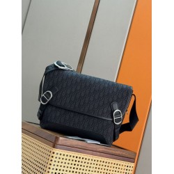 AAAAA Replica Dior Jett Men's Shoulder Bag with Flap Fake