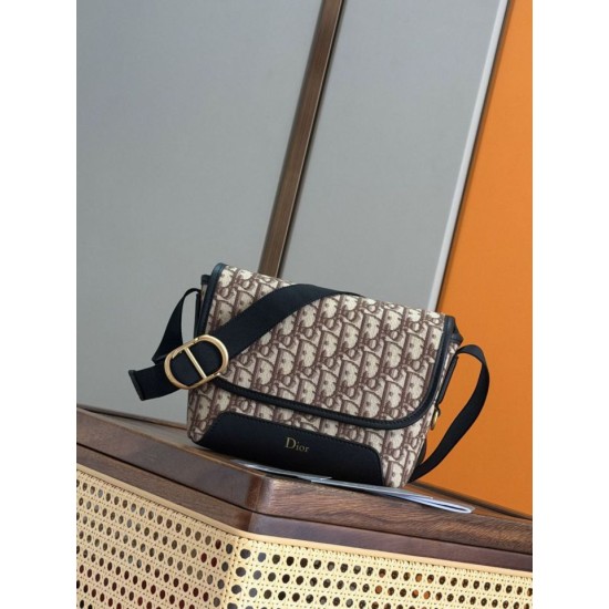 AAAAA Fake Dior Crossbody Bag Jett with brown oblique jacquard flap Replica Cheap Premium Replica Dior Crossbody Bag Jett with brown oblique jacquard flap Knockoff