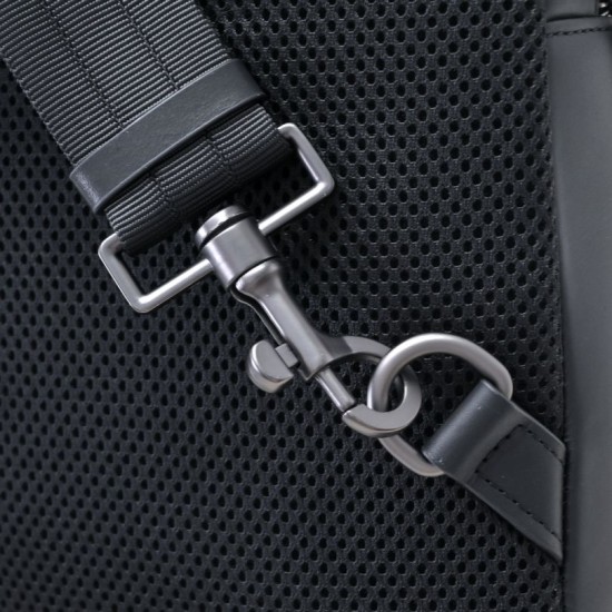 AAAAA Replica Bottega Veneta Crossbody Bag in Black Fake Clone