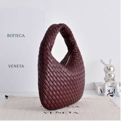 AAAAA Replica Bottega Veneta Intrecciato Medium Crossbody Bag in Burgundy Fake Clone