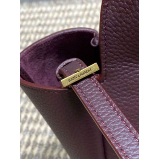Best Replica YSL Saint Laurent Le 5 à 7 Bea Baby Tote Bag in Burgundy Knockoff AAAAA Replica YSL Saint Laurent Le 5 à 7 Bea Baby Tote Bag in Burgundy Fake Clone