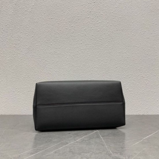 AAAAA Replica Celine Doctor Clutch in Soft Calfskin Black Fake Clone
