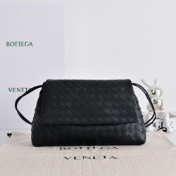 Super Clone Knockoff Bottega Veneta Giorno Intrecciato Shoulder Bag Black