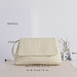 Super Clone Knockoff Bottega Veneta Giorno Intrecciato Shoulder Bag White