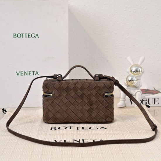 High Quality Replica Bottega Veneta Makeup Bag Coffee Suede Super Clone Knockoff Bottega Veneta Makeup Bag Coffee Suede