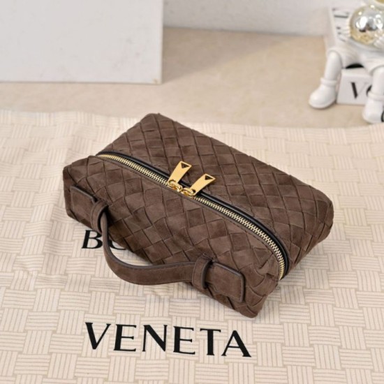 High Quality Replica Bottega Veneta Makeup Bag Coffee Suede Super Clone Knockoff Bottega Veneta Makeup Bag Coffee Suede