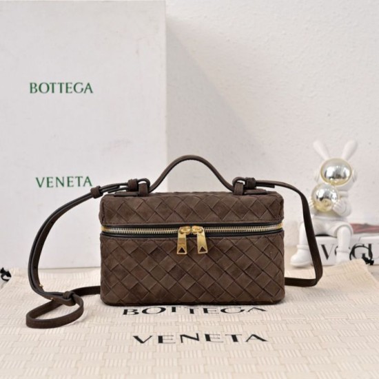 High Quality Replica Bottega Veneta Makeup Bag Coffee Suede Super Clone Knockoff Bottega Veneta Makeup Bag Coffee Suede