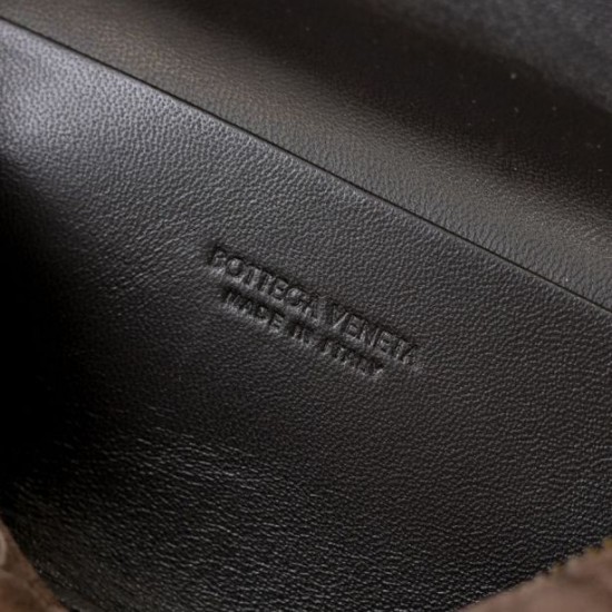 High Quality Replica Bottega Veneta Makeup Bag Coffee Suede Super Clone Knockoff Bottega Veneta Makeup Bag Coffee Suede