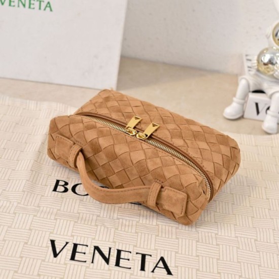 Super Clone Knockoff Bottega Veneta Makeup Bag Brown Suede