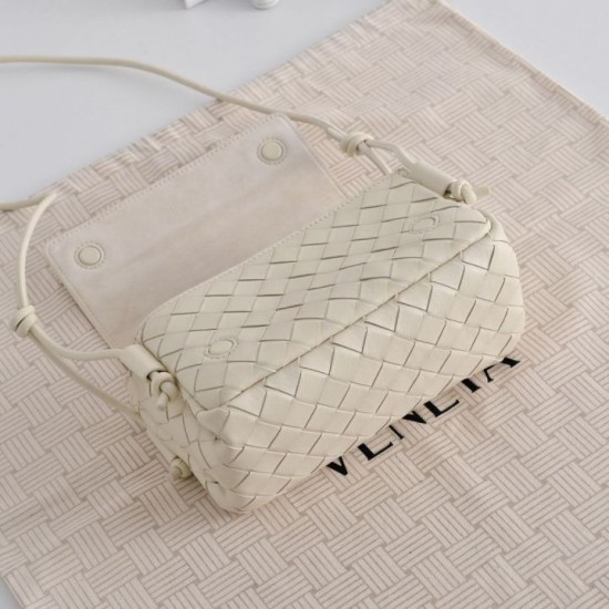 Super Clone Knockoff Bottega Veneta Notturno Intrecciato Shoulder Bag White