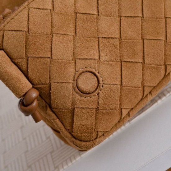 Super Clone Knockoff Bottega Veneta Notturno Intrecciato Shoulder Bag Brown Suede