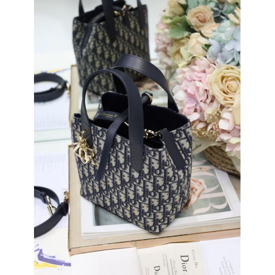 High Quality Replica Dior Toujours Small Denim Jacquard Oblique Bag Blue Super Clone Knockoff Dior Toujours Small Denim Jacquard Oblique Bag Blue