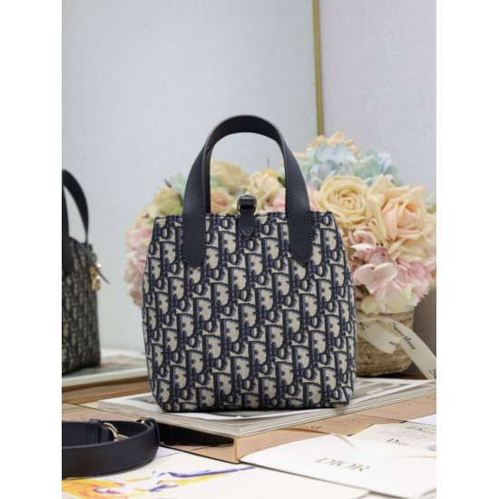 High Quality Replica Dior Toujours Small Denim Jacquard Oblique Bag Blue Super Clone Knockoff Dior Toujours Small Denim Jacquard Oblique Bag Blue