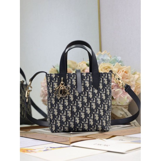 High Quality Replica Dior Toujours Small Denim Jacquard Oblique Bag Blue Super Clone Knockoff Dior Toujours Small Denim Jacquard Oblique Bag Blue