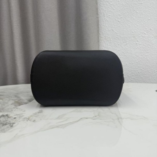 Mirror Quality Replica Dior Médaillon Medium Bucket Bag M1532 Black Knockoff