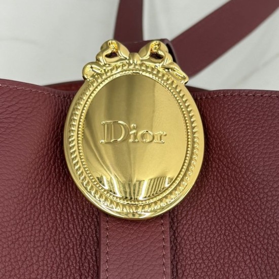 Mirror Quality Replica Dior Médaillon Medium Bucket Bag M1532 Burgundy Knockoff