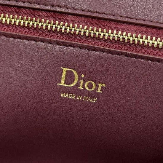 Mirror Quality Replica Dior Médaillon Crossbody Bag 23cm M3920 Burgundy Knockoff