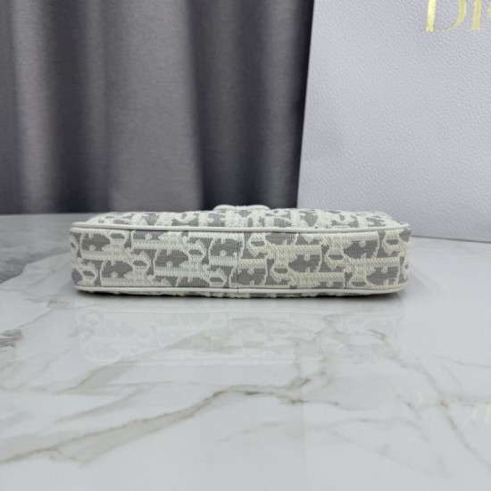 Premium Replica Dior Oblique Bow Chain clutch S2504 beige/gray Fake Mirror Quality Replica Dior Oblique Bow Chain clutch S2504 beige/gray Knockoff