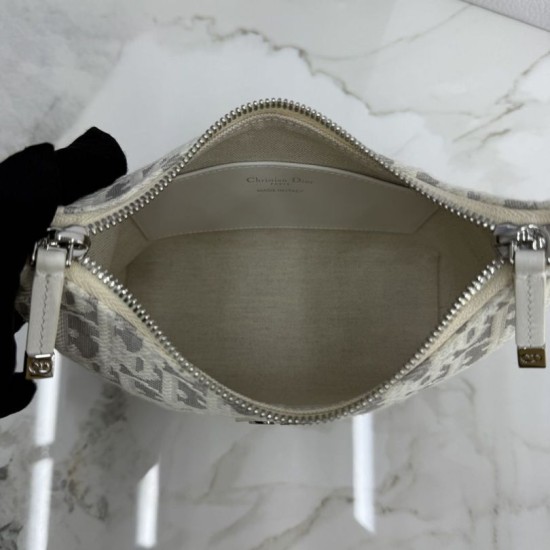 Mirror Quality Replica Dior 30 Montaigne Miss Caro Oblique shoulder bag beige/gray Knockoff